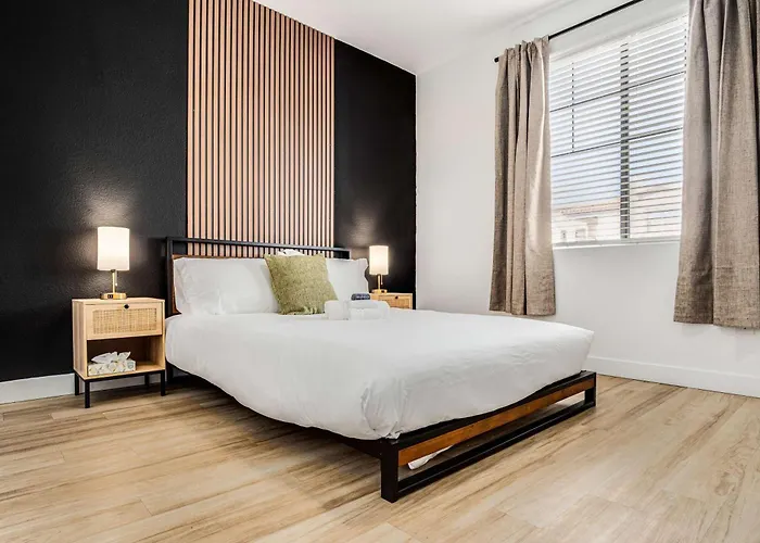 Apartment Boulevard Luxe 2br By The Stadium Pool Parking Gym 05 *