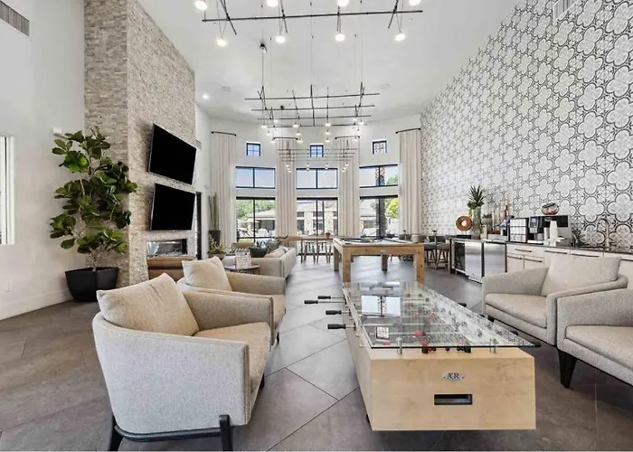 Boulevard Luxe 2br By The Stadium Pool Parking Gym 05 Apartment Glendale